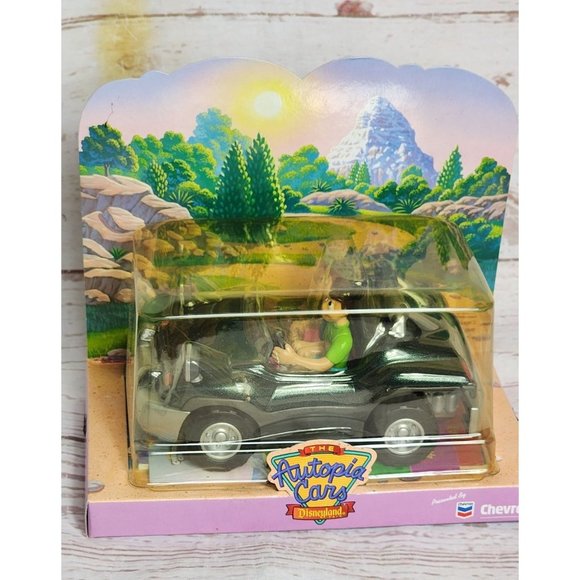 Vintage 2000 Chevron Cars Autopia Cars Disneyland Toy Car - Picture 15 of 15